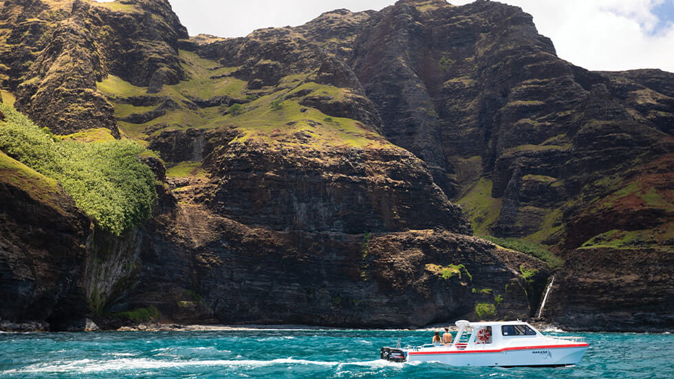 The best way to see the Napali Coast is by boat. Photo courtesy of Hawaii Tourism